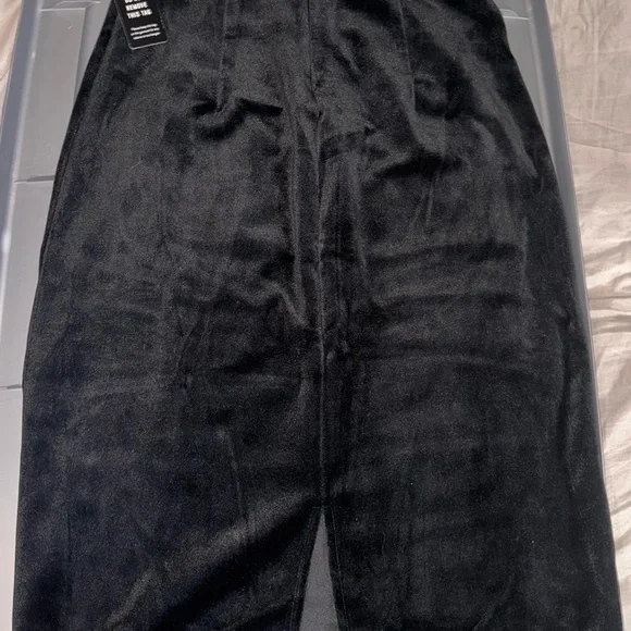 Express Black Velvet Dress - Picture 3 of 3